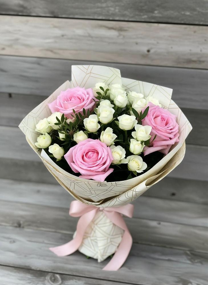Букет цветов из: Розы в Благоево