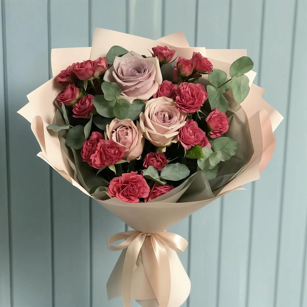 Букет цветов из: Гвоздики и Розы в Благоево