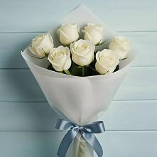 Букет 7 Белых роз Эдлесс Лав в Благоево