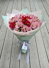 Букет цветов из:  Альстромерии в Благоево