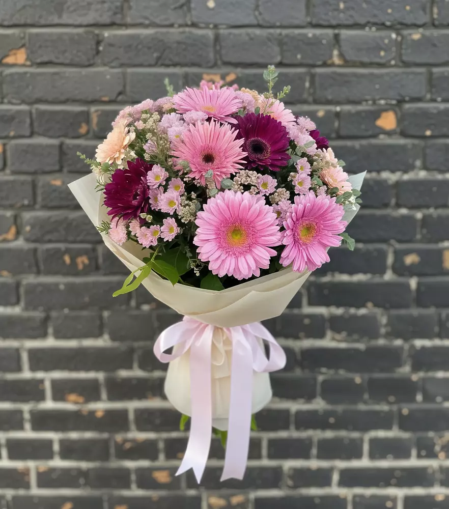 Букет цветов из: Герберы и Хризантемы в Благоево