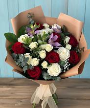 Букет цветов из:  Розы и Альстромерии в Благоево