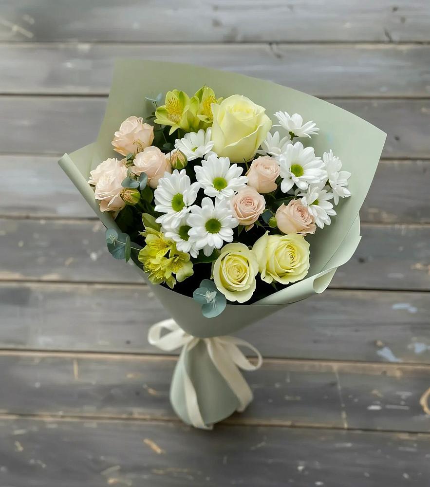 Букет цветов из: Альстромерии, Розы и Хризантемы в Благоево