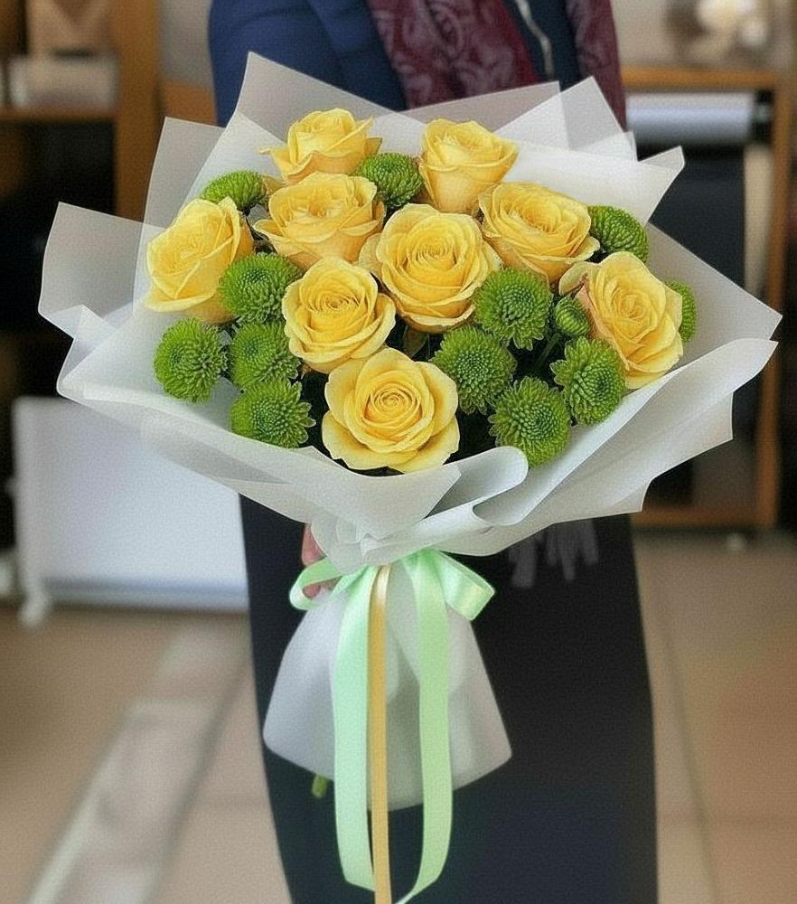 Букет цветов из: Хризантемы и Розы в Благоево