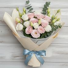 Букет цветов из:  Лизиантусы в Благоево