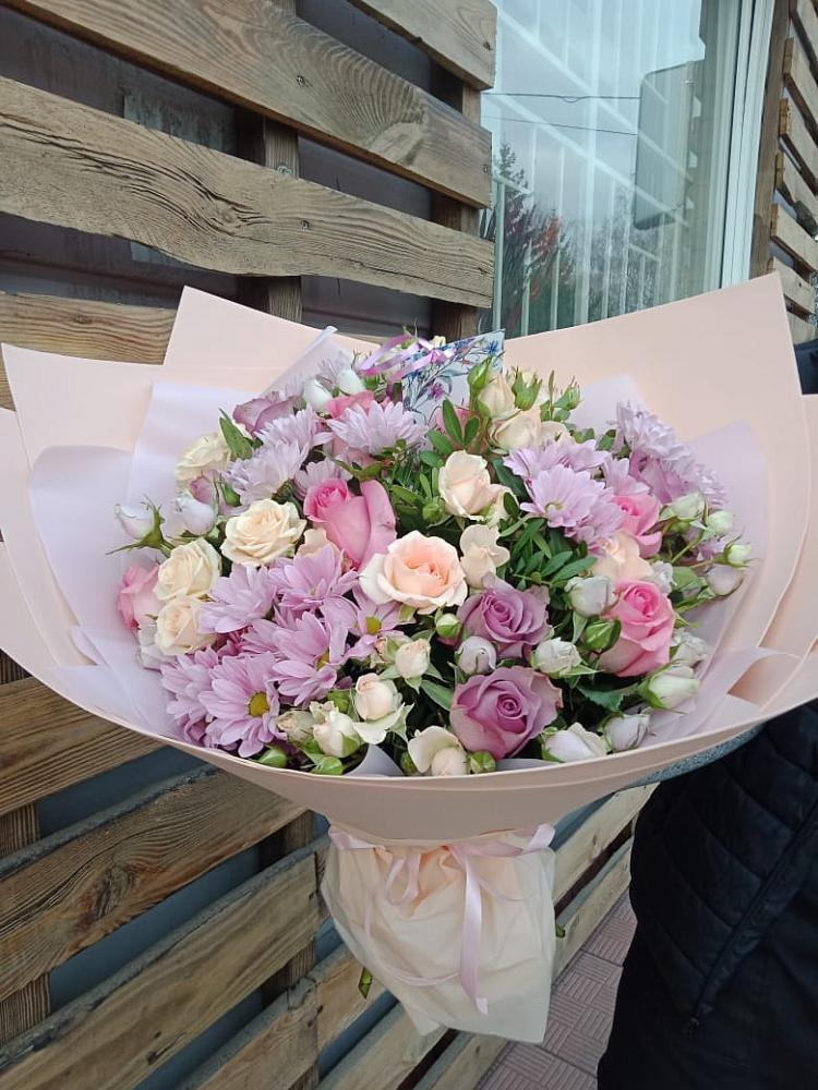 Букет цветов из: Розы и Хризантемы в Благоево