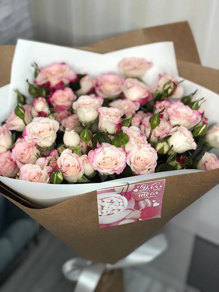 Букет цветов из: Розы в Благоево