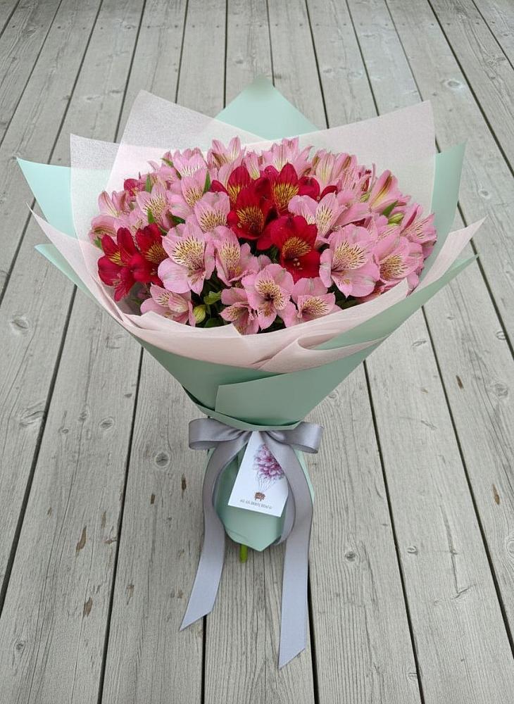 Букет цветов из: Альстромерии в Благоево