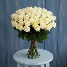 Букет 51 Белая роза Эдлесс Лав в Благоево