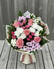Букет цветов из:  Альстромерии, Гвоздики, Розы и Хризантемы в Благоево