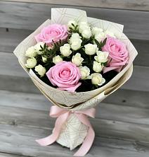 Букет цветов из:  Розы в Благоево