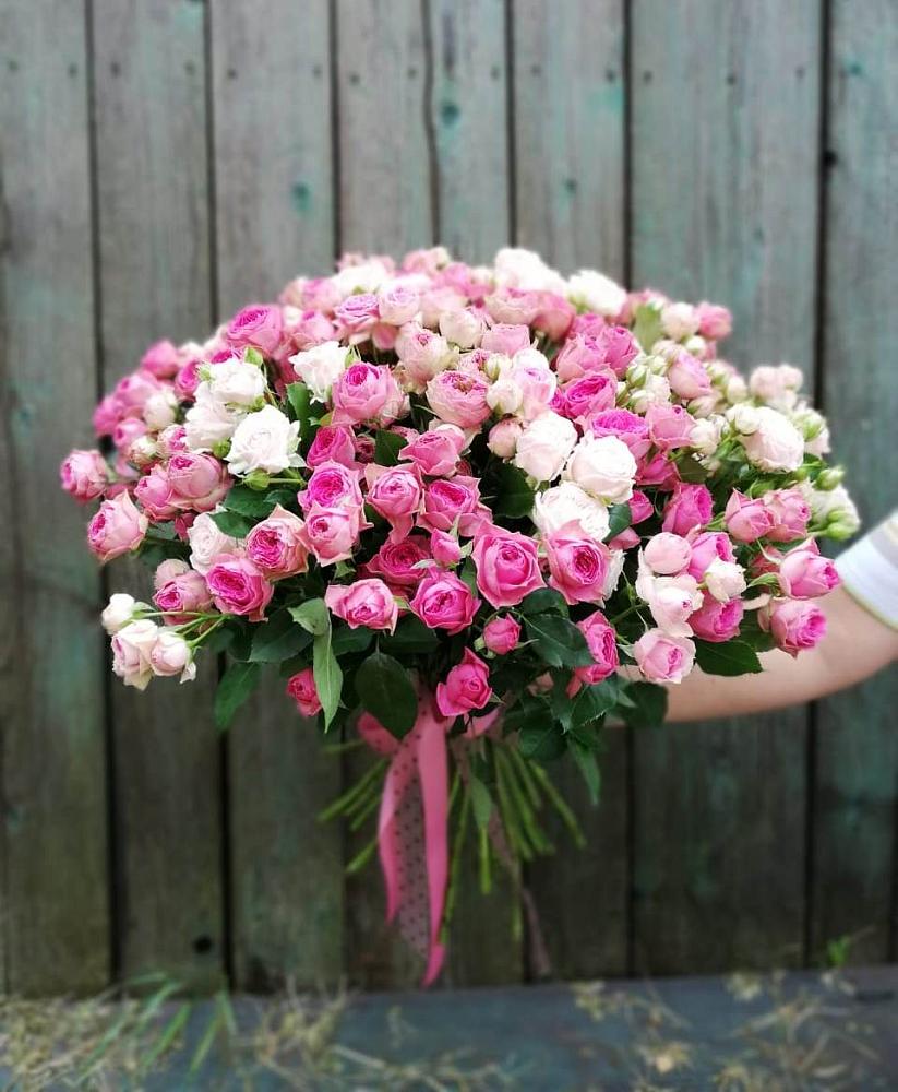 Букет Розовые кустовые розы Натали и Лав Лидия в Благоево