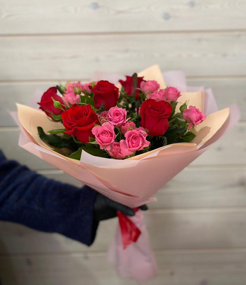 Букет цветов из: Розы в Благоево