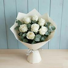 Букет Белые розы в Эвкалипте в Благоево